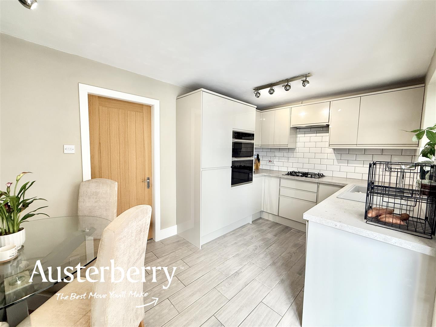 Deanscroft Way, Meir Hay, Stoke-On-Trent